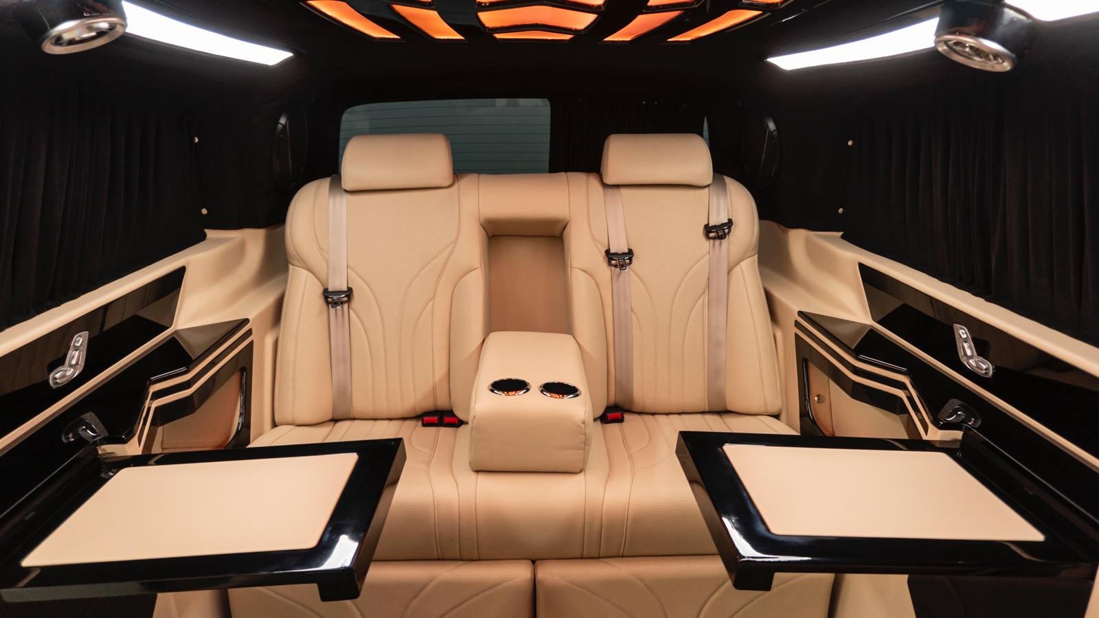 VIP Transfer Denizli Mercedes Vito Maybach Ambient İç Mekan